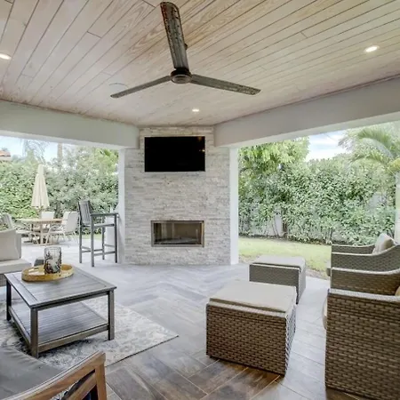 Family Paradise Heated Pool Patio Outdoor Tv
